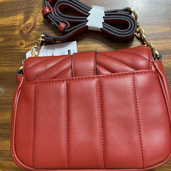 Crossbody with strap - Picture 2 of 7